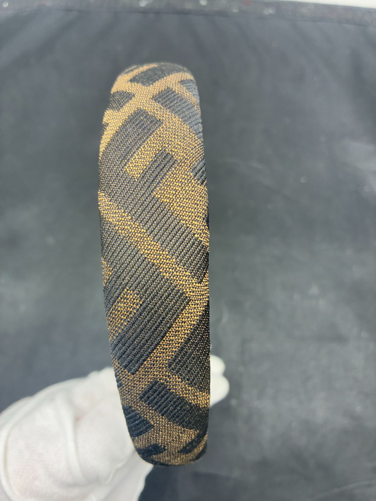 フェンディ カチューシャ ヘアバンド カチューシャ ヘアアクセサリー レディース