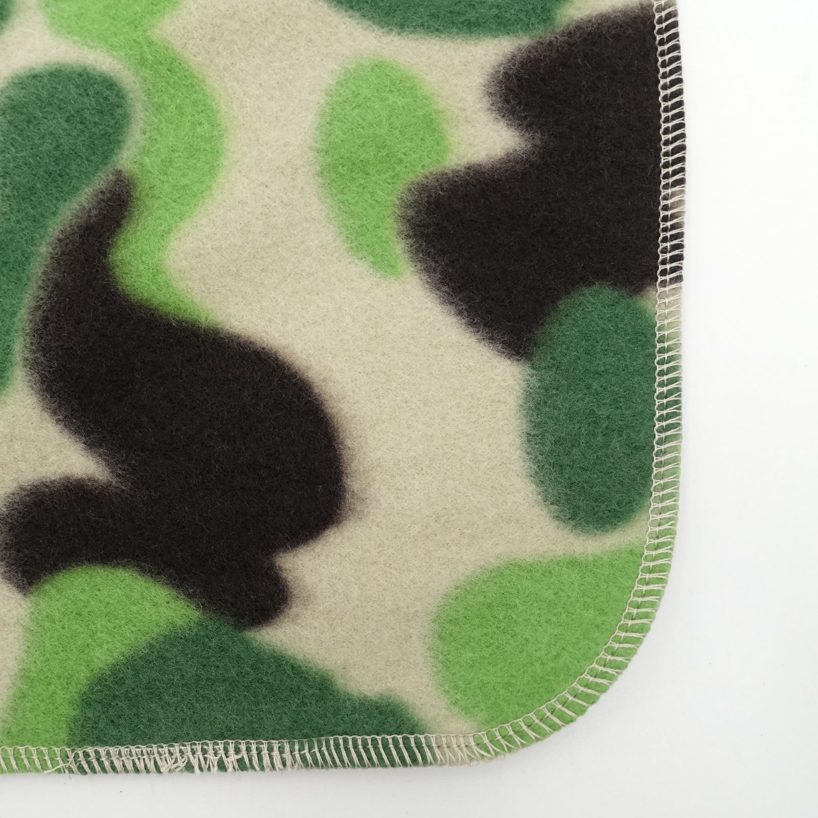 BAPE カモフラージュ フリースブランケット A BATHING APE カモフラージュ柄 ミリタリー フリースブランケット