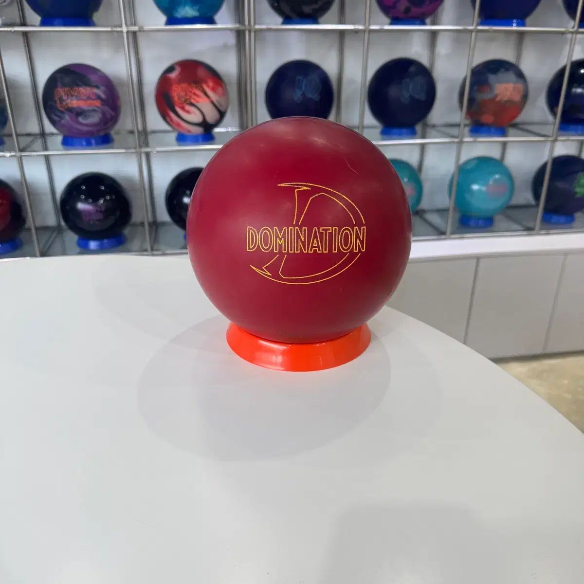 ドミネーションバーガンディ ボーリングボール おまけ付き shop取引では対象外 リース지공가늩