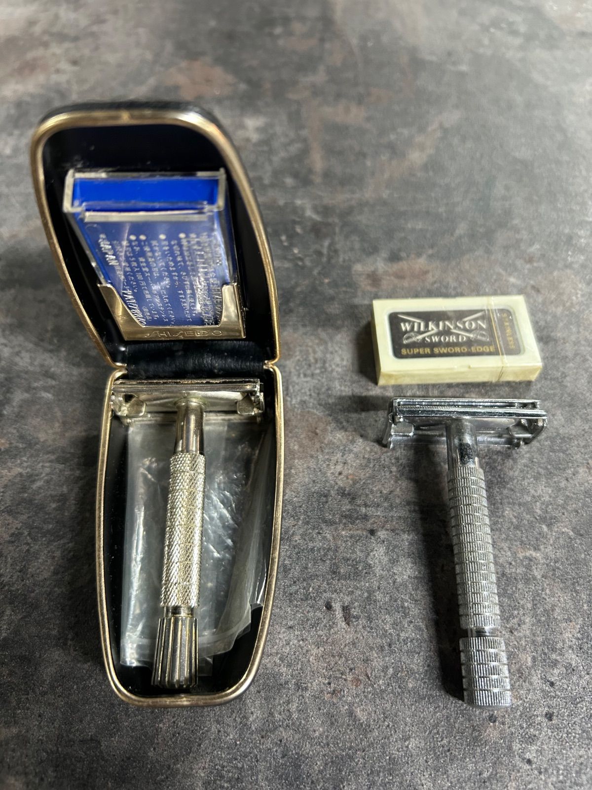 昭和レトロ 両刃カミソリ FEATHER × SHISEIDO - メルカリ