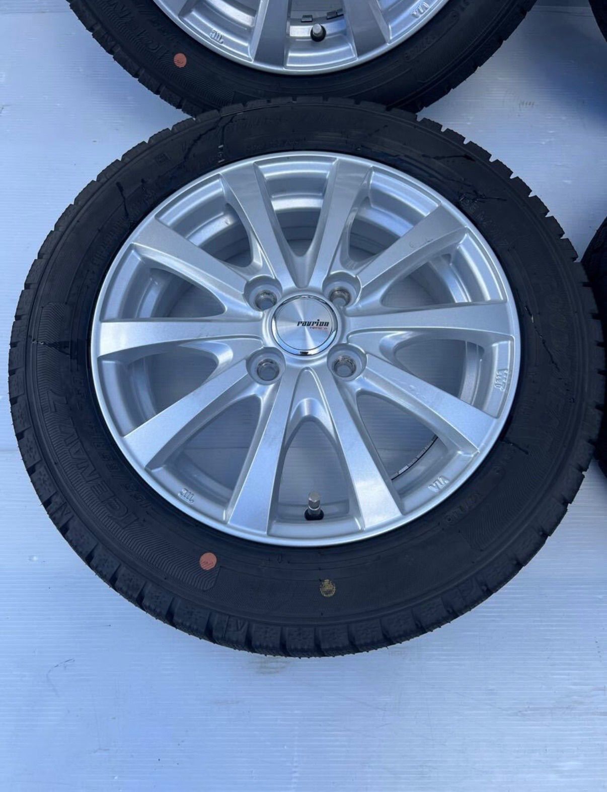 257 122 05 バリ山 スタッドレス グッドイヤー アイスナビ7 155 65 R 14 ウェッズ ラブリオン 14インチ 4 5 J 45 PCD 100 H 製