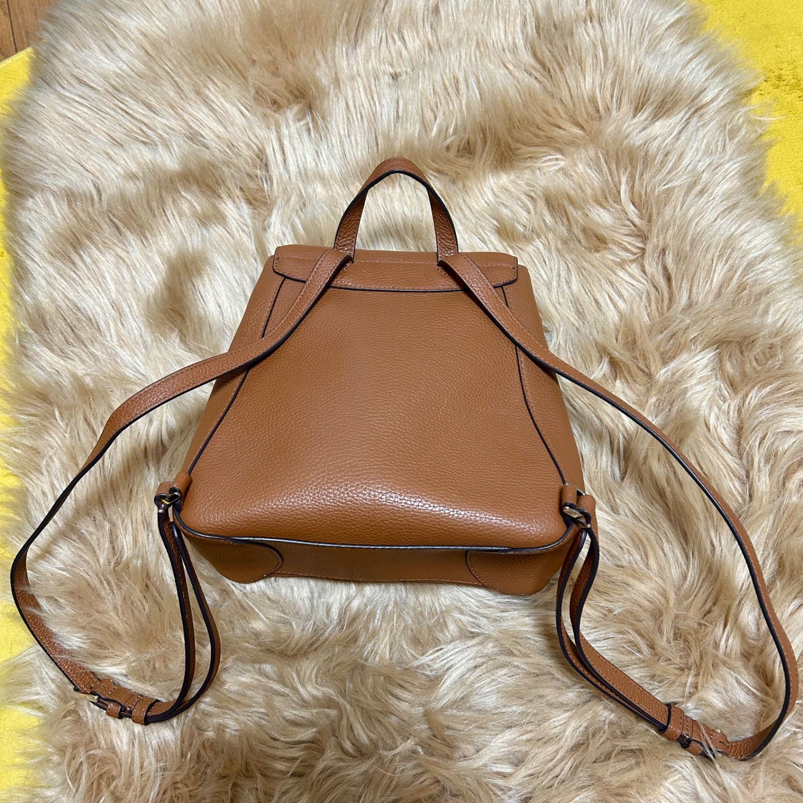 美品】ケイトスペード kate spade レイラミディアムフラップバック 