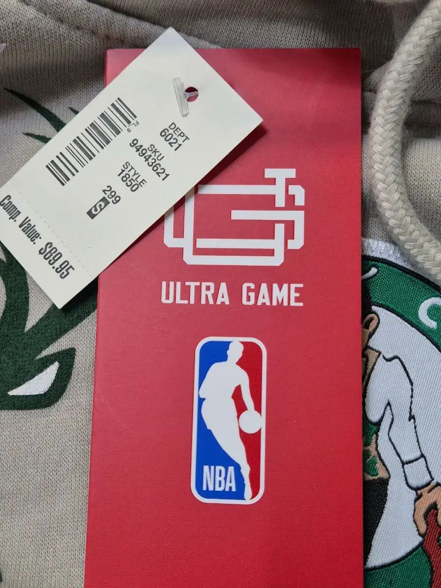 NBAチームロゴパッチフーディー