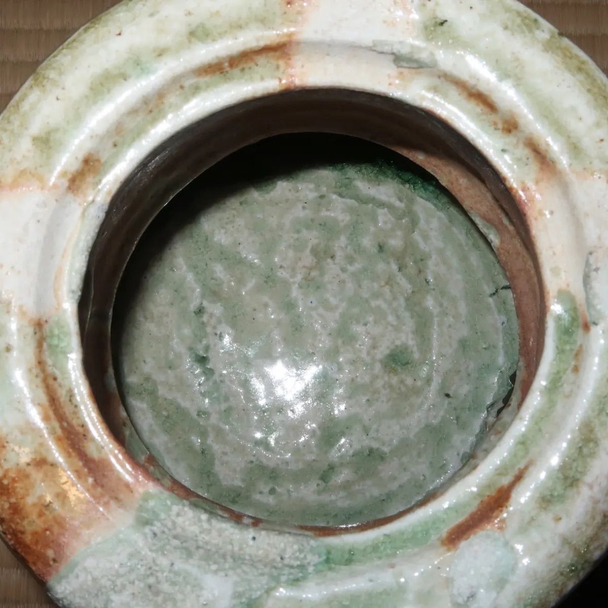 茶道具】杉本貞光 寺垣外窯 伊賀破袋水指 （川瀬表完作 塗蓋添