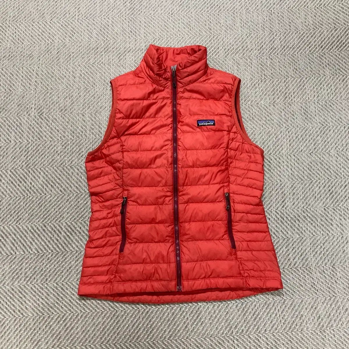 M パタゴニア グースダウン 軽量ダウンベスト