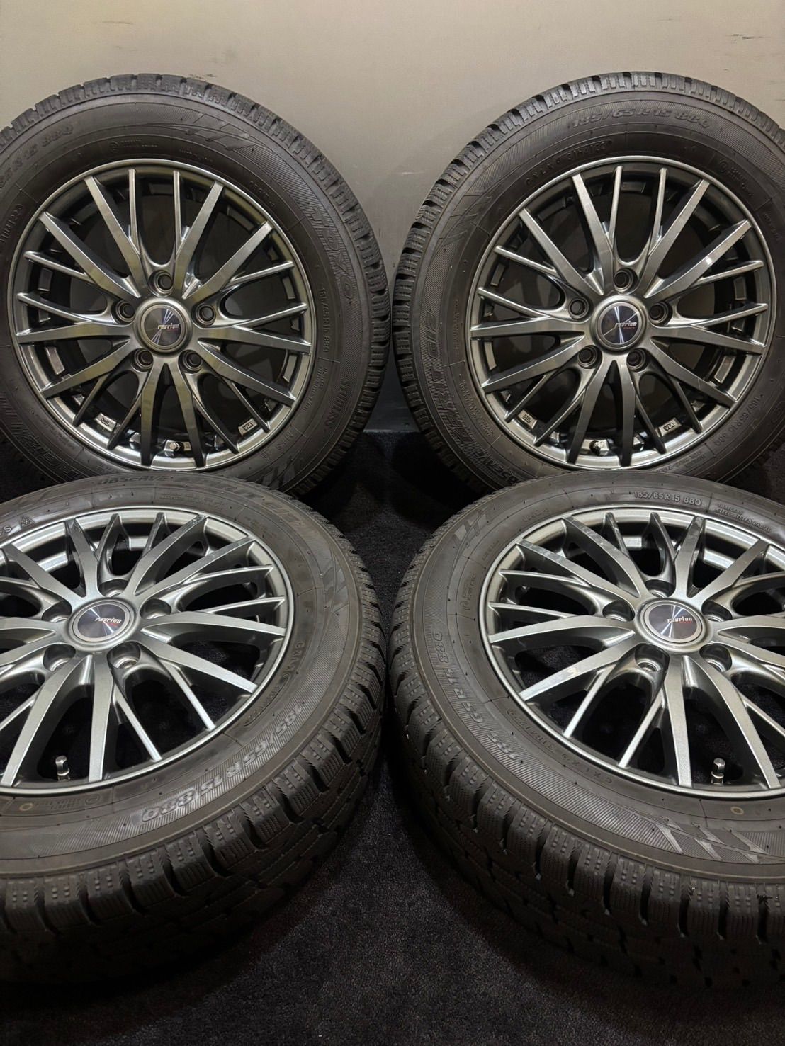 185 65 R 15 TOYO GARIT GIZ 22年製 ravrion 15インチ 6 J 53 114 3 4 H スタッドレス 4本 フリード 南1 K 924
