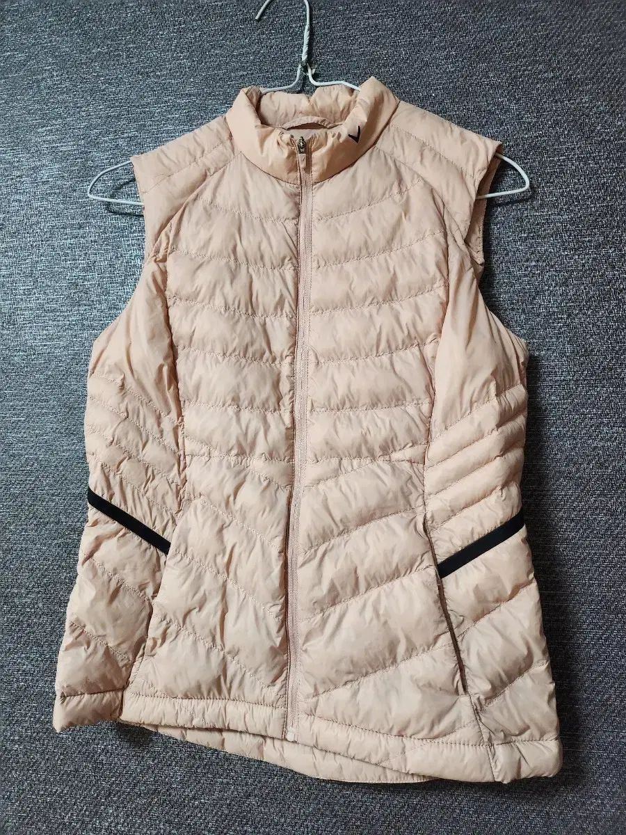 キャロウェイ 軽量ダウンベスト 85 - メルカリ