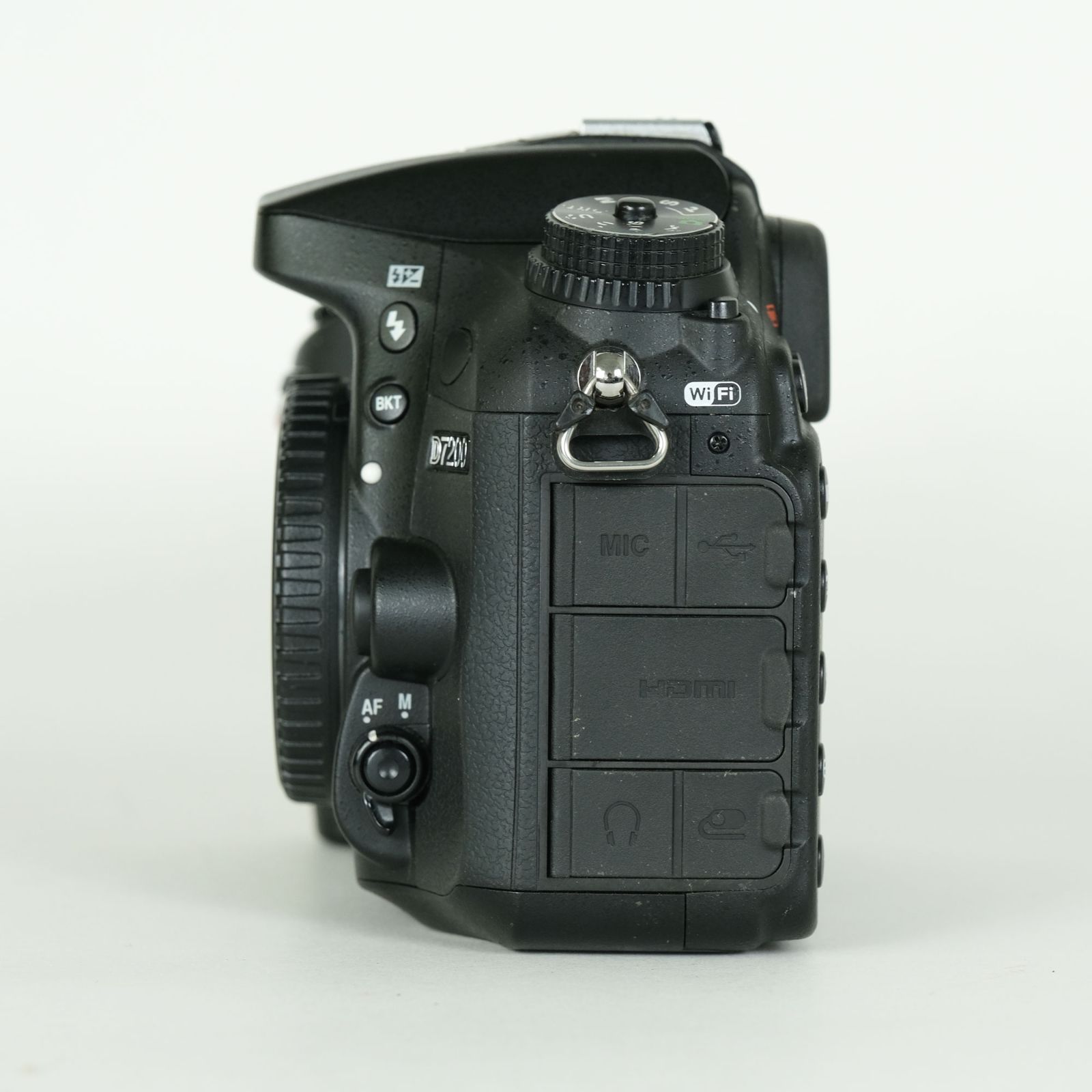 良品 | シャッター数21,809回｜バッテリー2個付] Nikon D7200 | Nikon