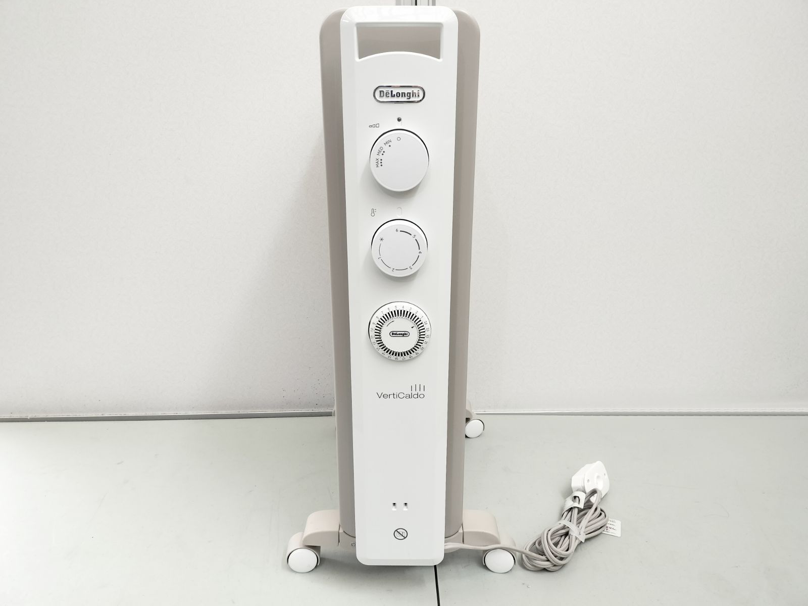 DeLonghi VertiCaldo デロンギ ヴェルティカルド オイルヒーター