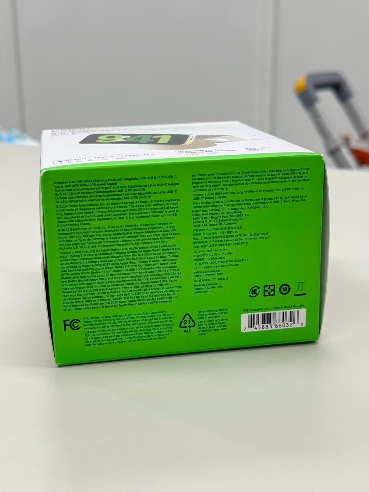 Belkin PRO 2-in-1 Wireless Charging Dock