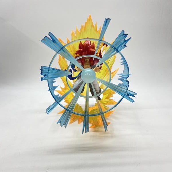 バンダイ ドッカンバトル7周年×フィギュアーツZERO 超サイヤ人4 
