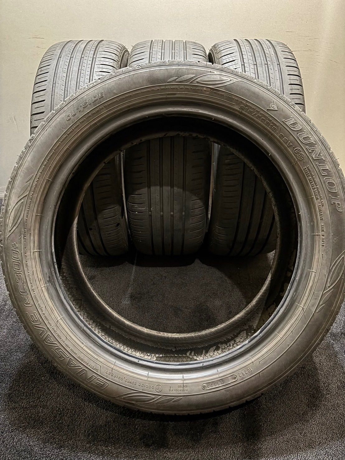 ☆215/50R18 DUNLOP/ENASAVE EC300+ 21年製 夏タイヤ サマータイヤ 4本