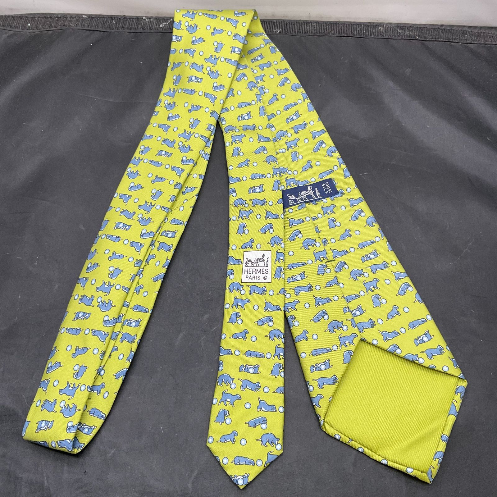 DA1320HERMES エルメス　ネクタイメンズ　犬柄　イヌ 楽天市場】【HERMES/エルメス】ネクタイ 犬柄 レッド シルク100