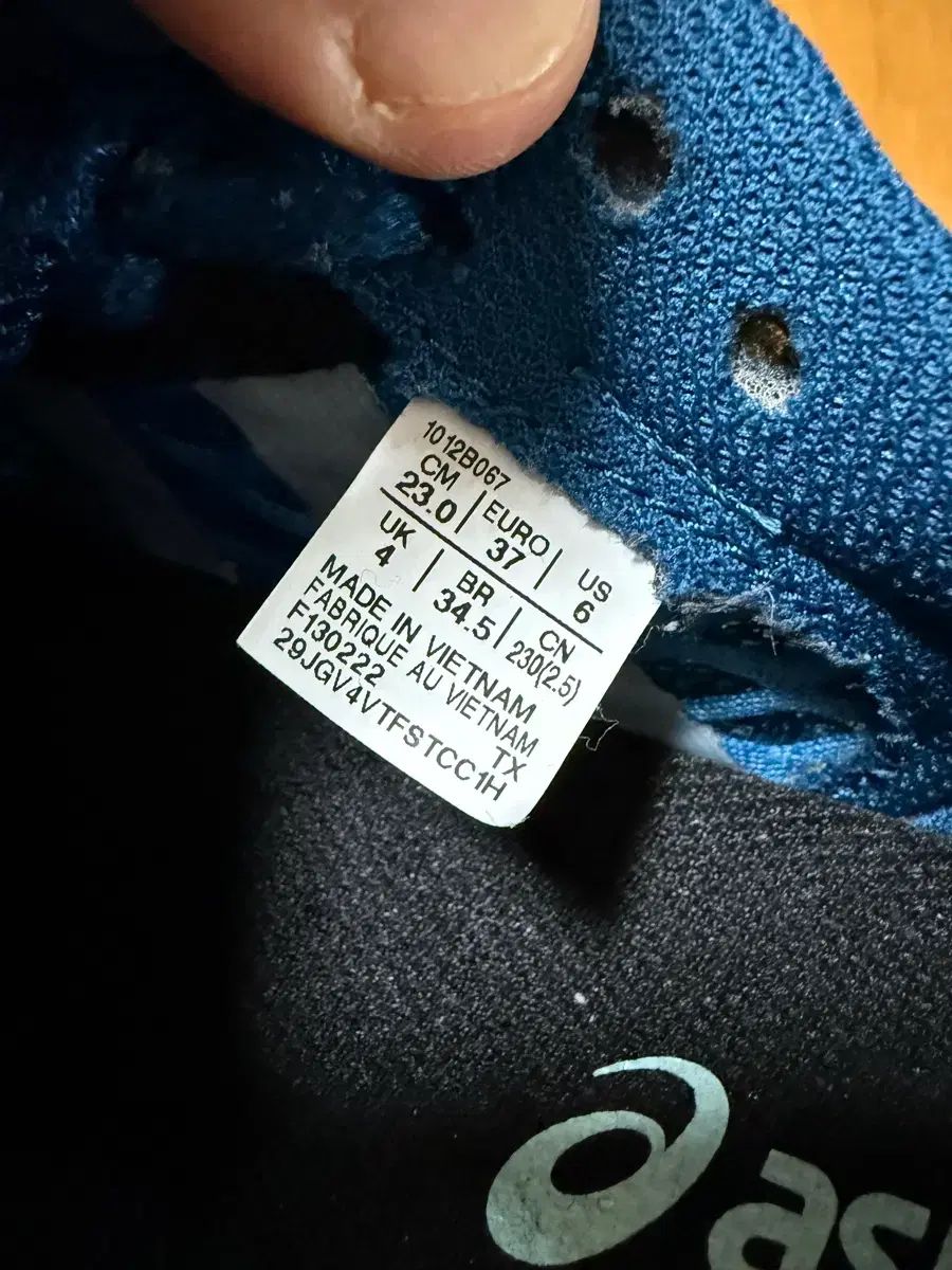  asics タサエッジ 230 サイズ 登山靴 トレッキングシューズ アウトドアシューズ