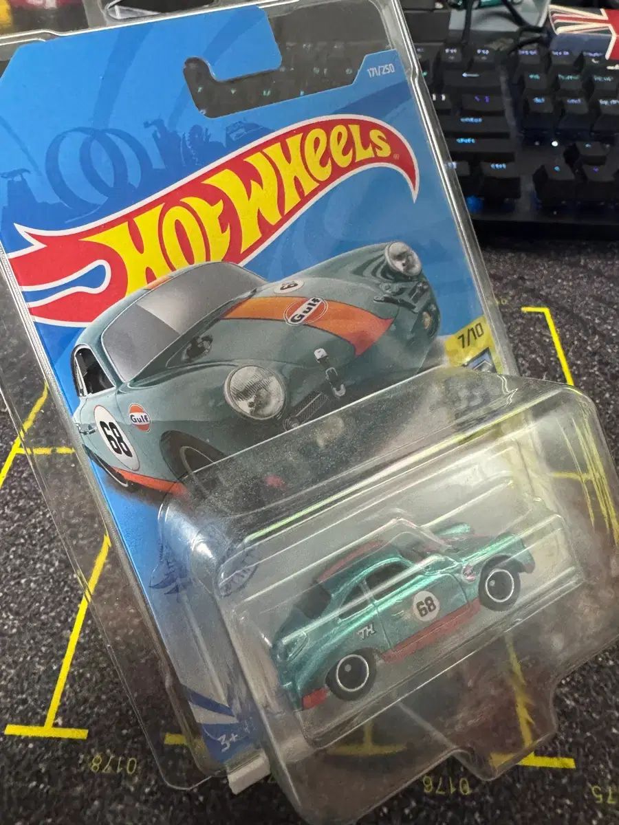 ホットウィール STH SUPER HUNT シューティ ポルシェ 356 OUTLAW