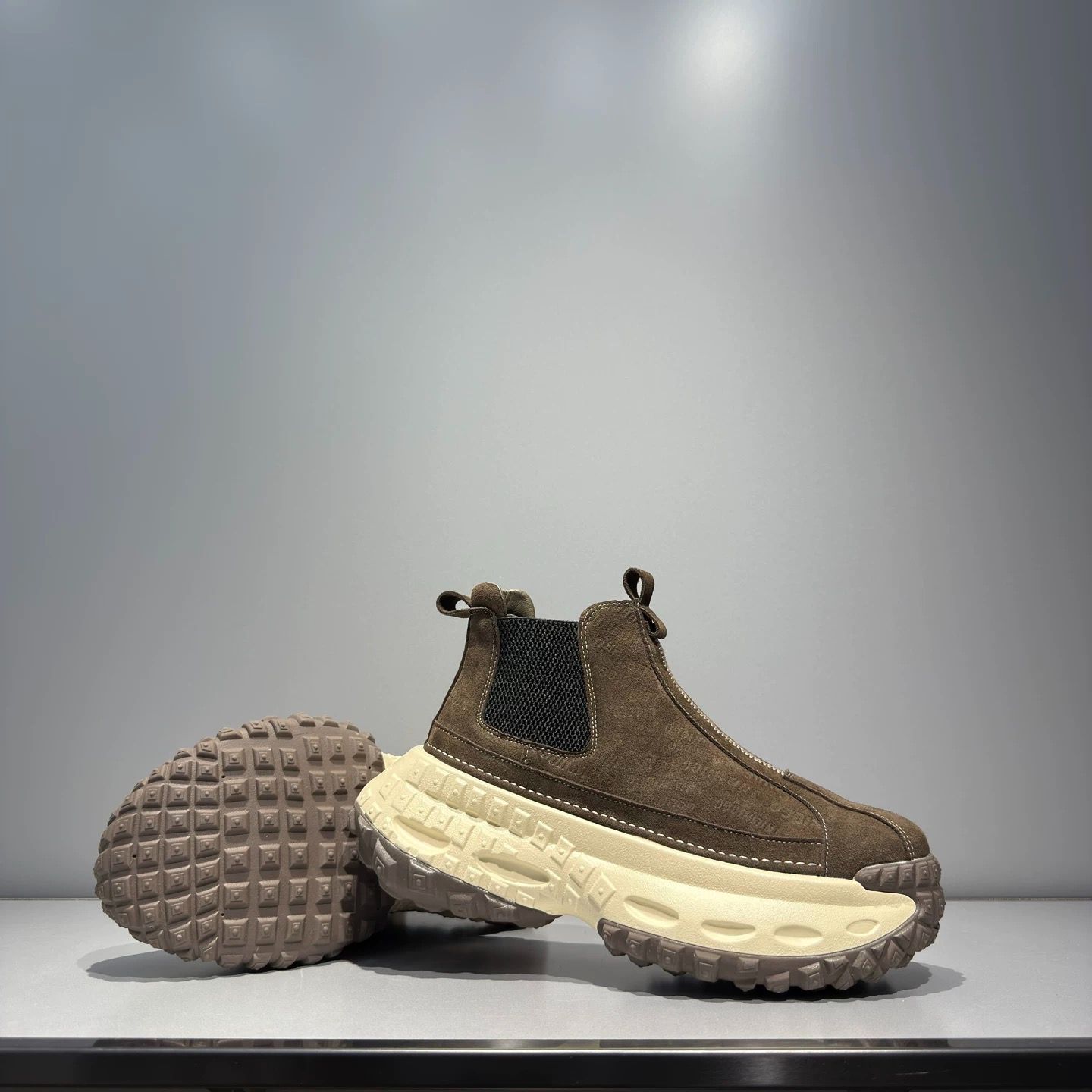 h 2025 メンズ ショートブーツ 秋冬 一脚蹬 約5 CM増高 厚底PUソール ヴィンテージ風マーチンブーツ ハイカット