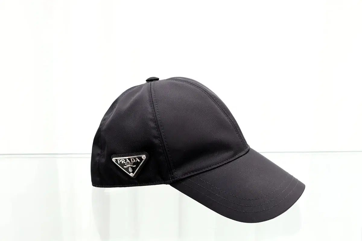 プラダ リナイロン 三角ロゴ キャップ 帽子 ブラック 2 HC 274