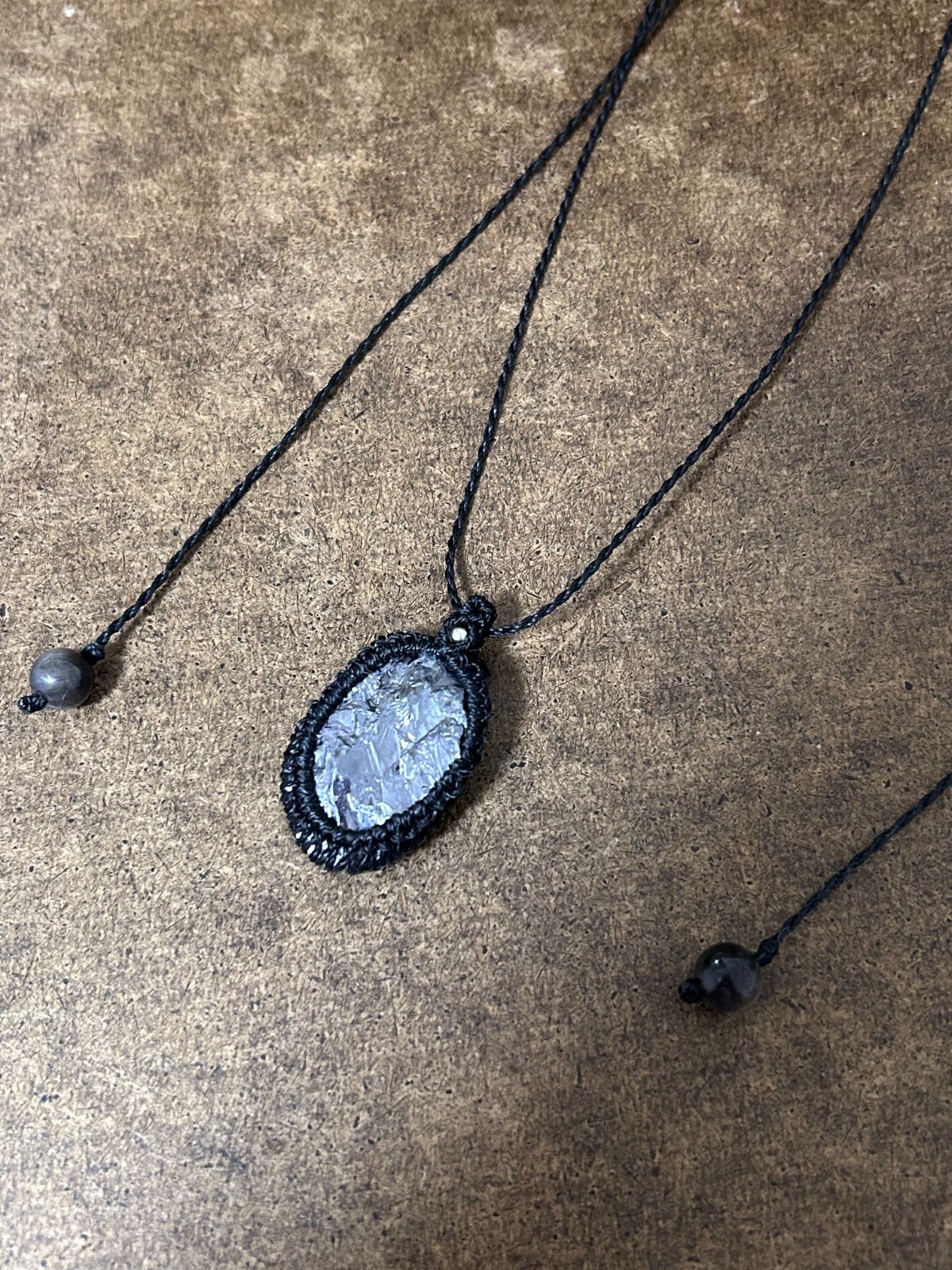 シュンガイト マクラメ ネックレス ペンダント - メルカリ