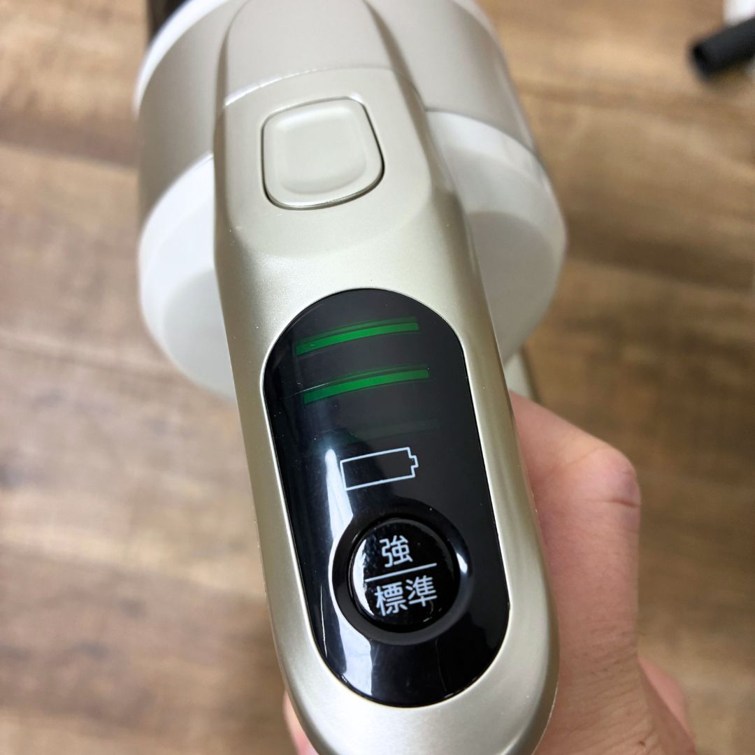 2023年製】siroca シロカ サイクロン式 コードレスクリーナー SV-H101