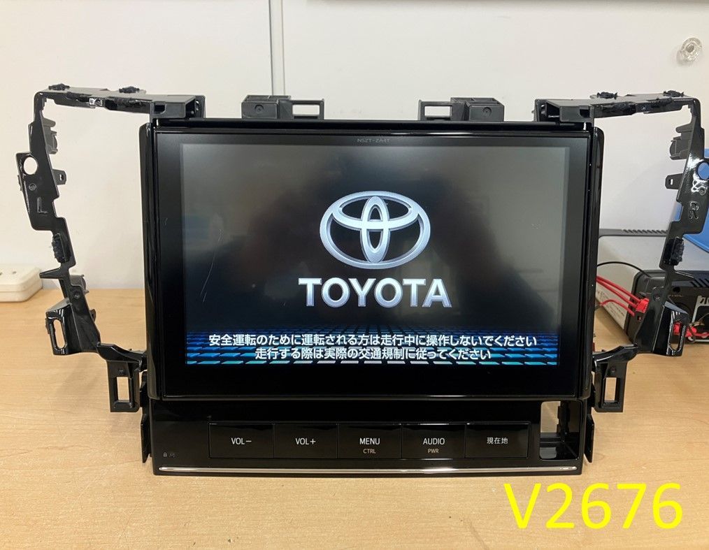 V 2676 _SDナビ TOYOTA NSZT-ZA 4 T セキュリティ解除 取り外し 彡