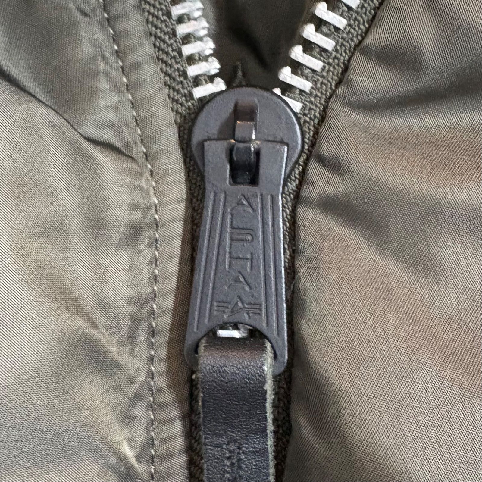 アルファ Alpha N-2B フライトジャケット 短丈 ファー 00s y2k カーキ