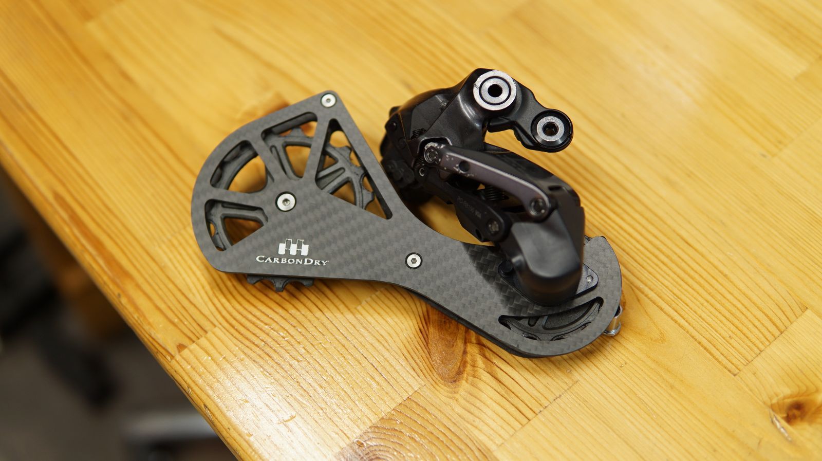 RD R 8150 plusCDJ SV ハイブリッドセラミックベアリング