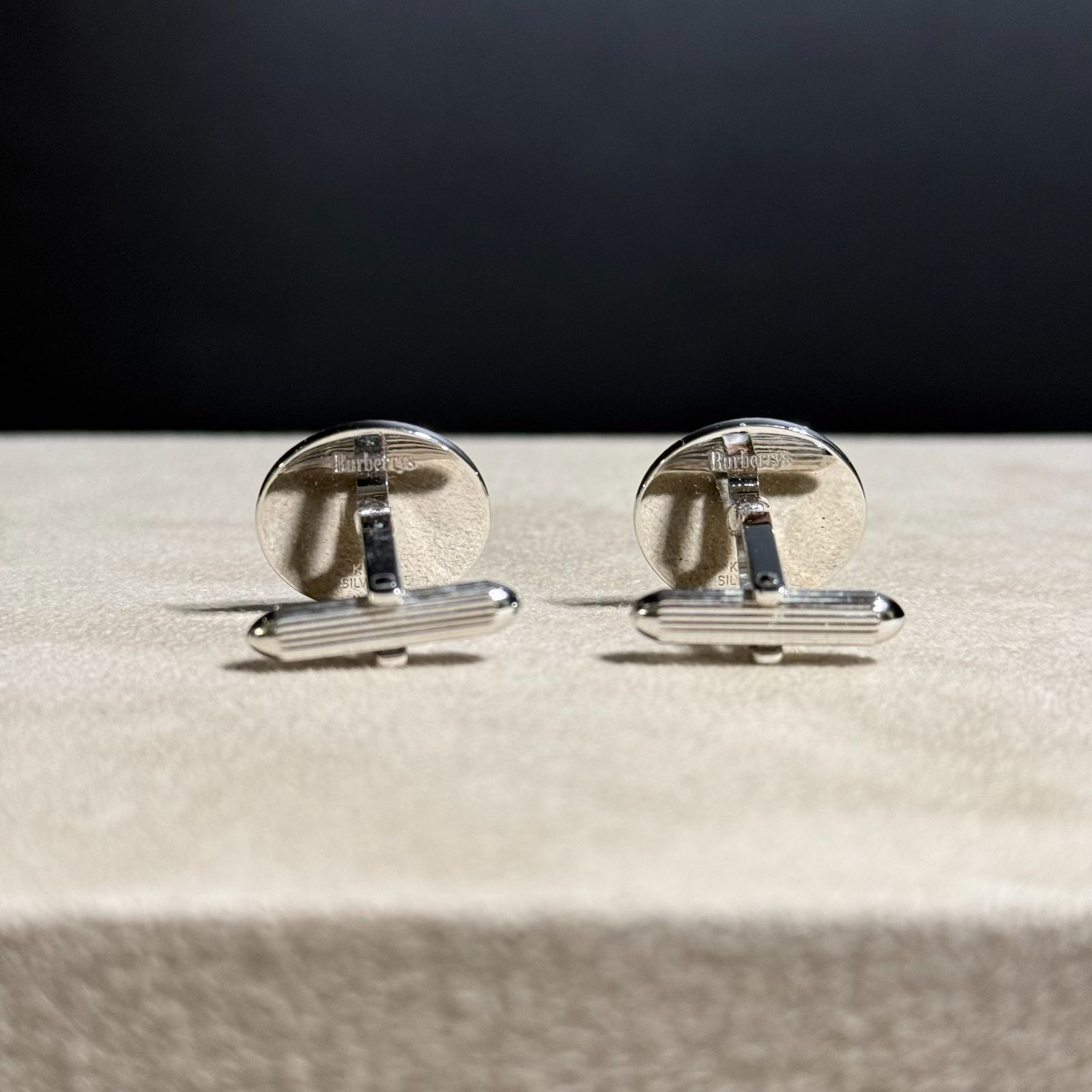 バーバリーズ タイピン&カフスセット B25112370 - メルカリ