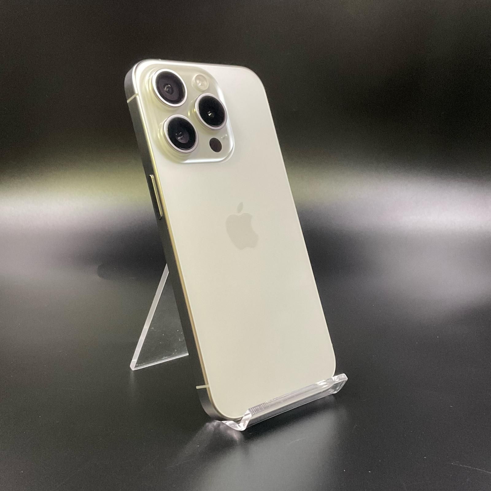 iPhone 15 Pro Max 256GB ホワイトチタニウム SIMフリー 白ロム 動作