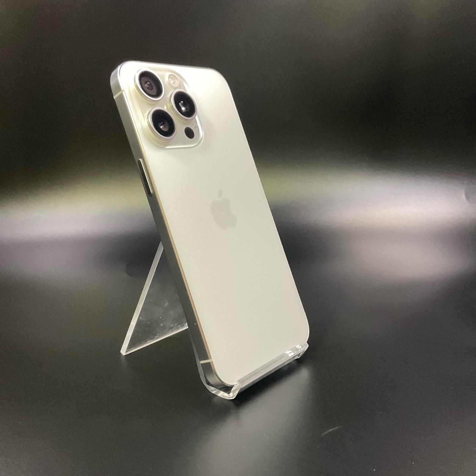 iPhone 15 Pro Max 256GB ホワイトチタニウム SIMフリー 白ロム 動作