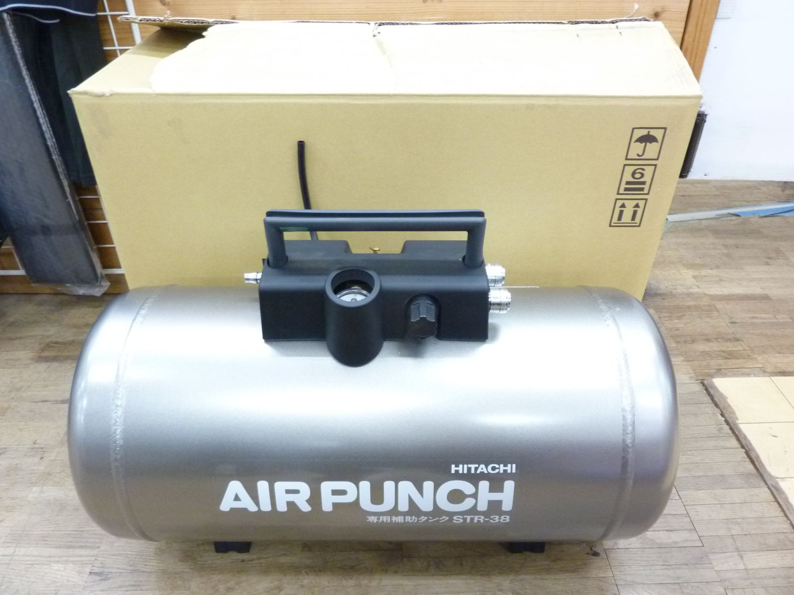 HITACHIエアーコンプレッサー 日立エアーコンプレッサーPUNCHサブタンクSTR リットル