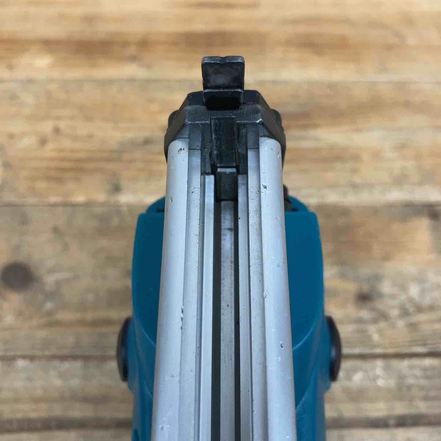  品 マキタ makita 14.4 V コードレスタッカ エアータッカー エアーツール