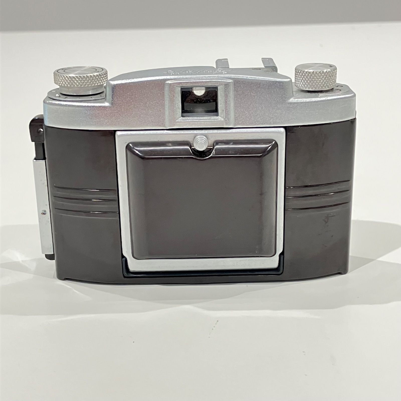 コニレット　Konilette　フィルムカメラ　昭和レトロ Konilette 小西六写真工業のカメラ：コニレット | ahiru43h2oのブログ