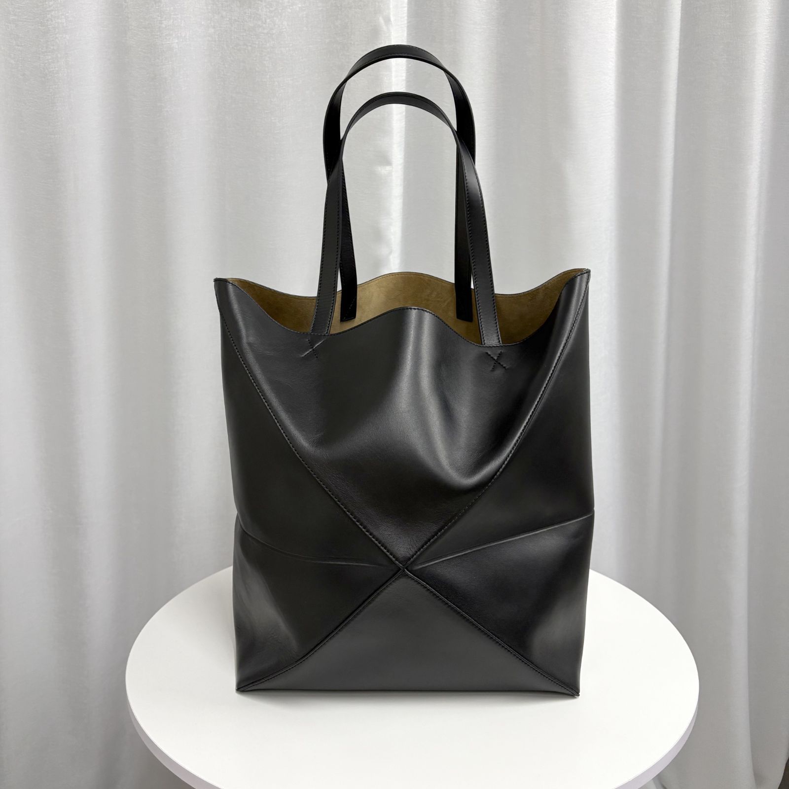【新品未使用】LOEWE パズルフォルドトートXL ブラック 新品未使用】LOEWE パズルフォルド トート XL ブラック - メルカリ
