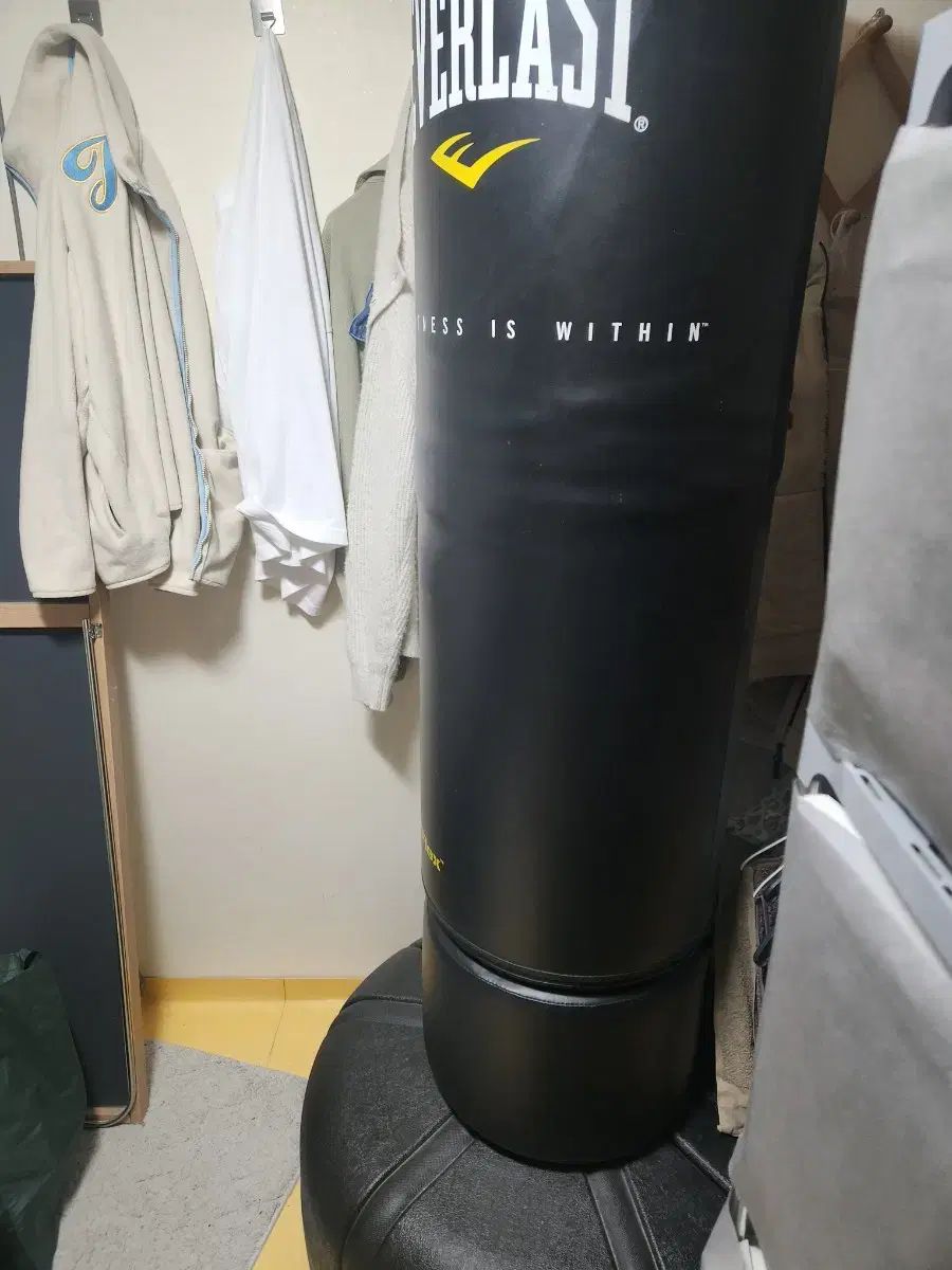 EVERLAST エバーラスト サンドバッグ ブラック スタンド型