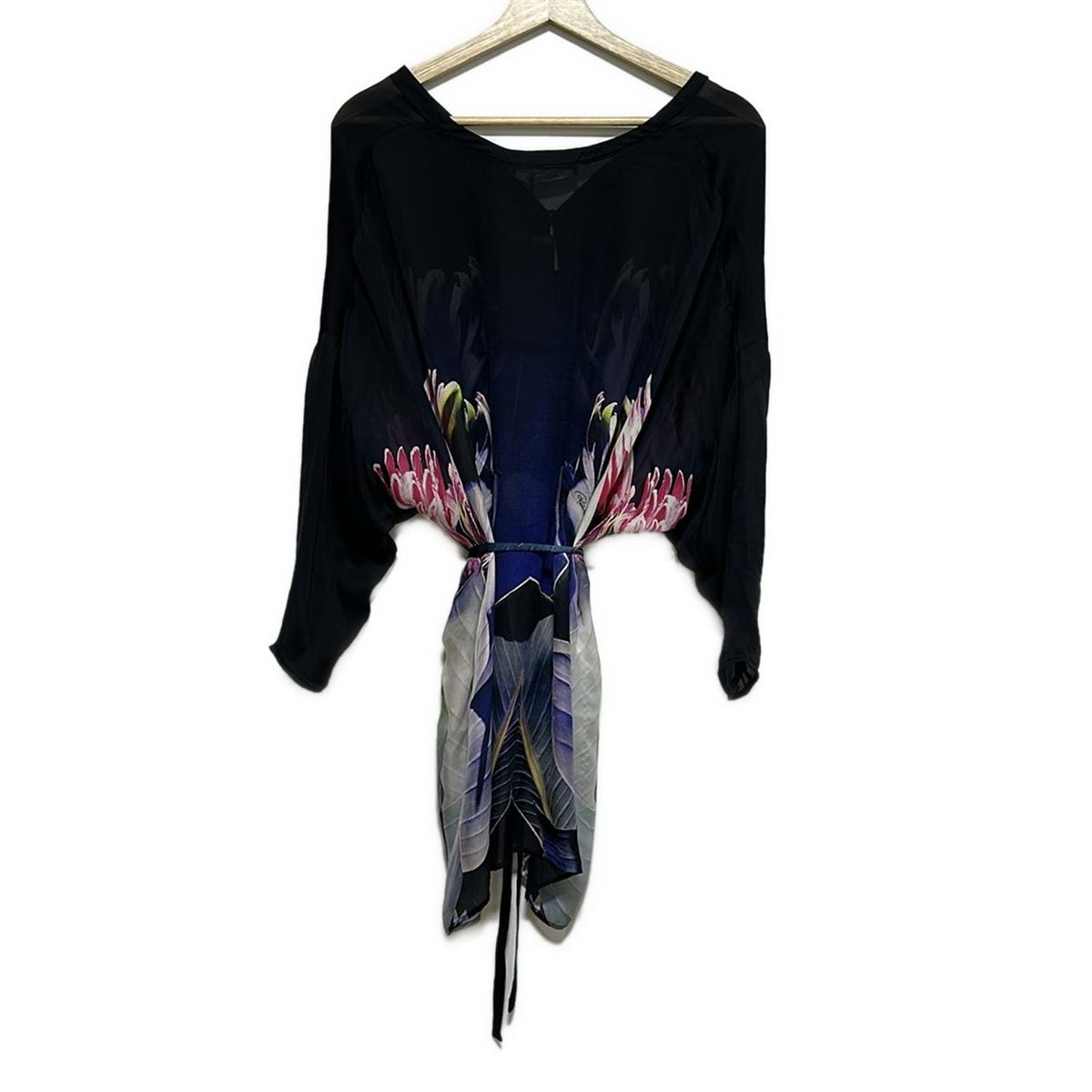 RobertoCavalli ロベルトカヴァリ チュニック サイズ38 M レディース - 黒×ネイビー×マルチ 七分袖|シースルー|花柄