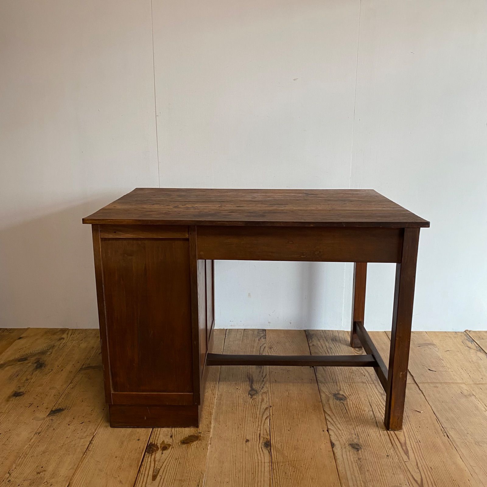 アンティーク 古家具 古道具｜木製デスク 片袖机 引き出し付き y307