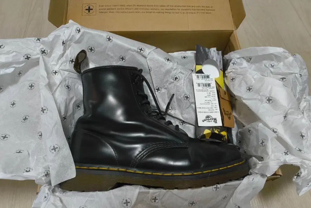 DR MARTENS ドクターマーチン 1460 ブラック 8ホール UK 7 260