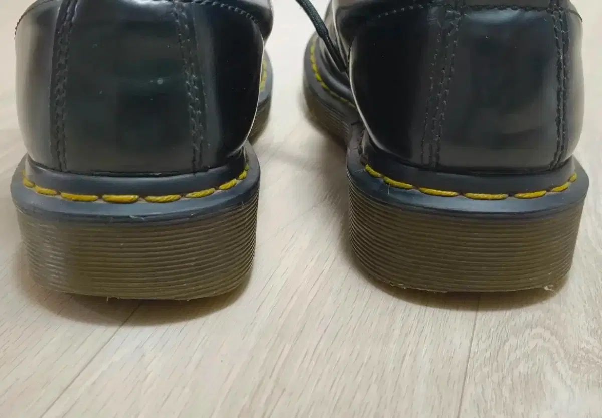 MARTENS ドクターマーチン