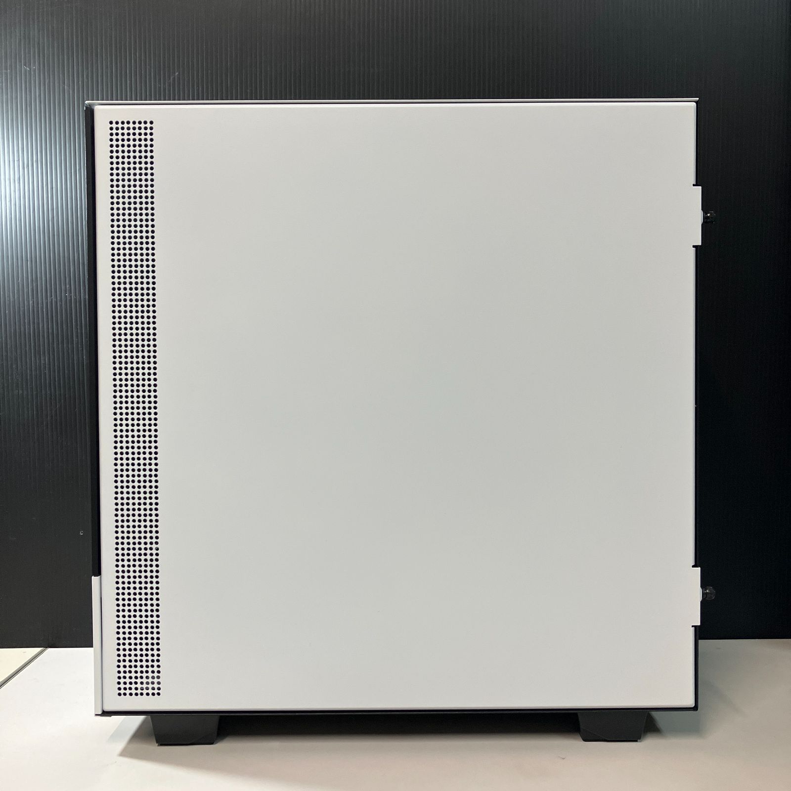 NZXT H