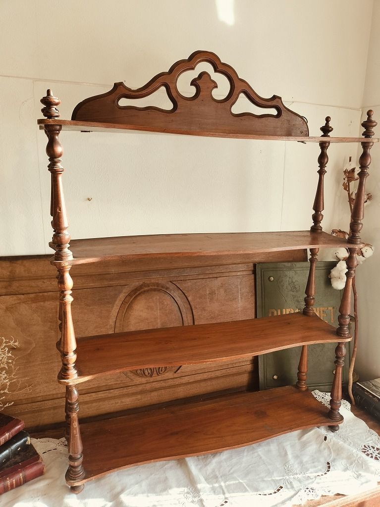 フランス アンティーク 装飾付き ディスプレイ 木製 壁掛け シェルフ 4