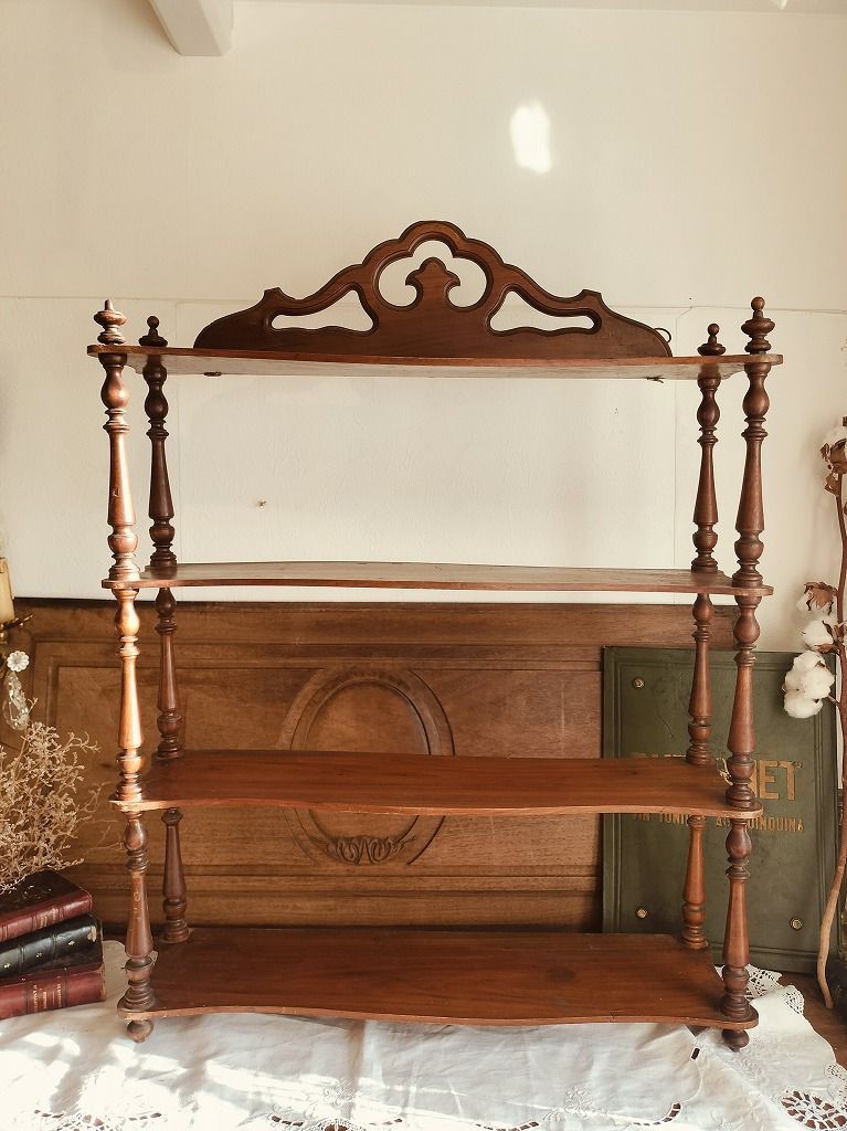 フランス アンティーク 装飾付き ディスプレイ 木製 壁掛け シェルフ 4段 1900年