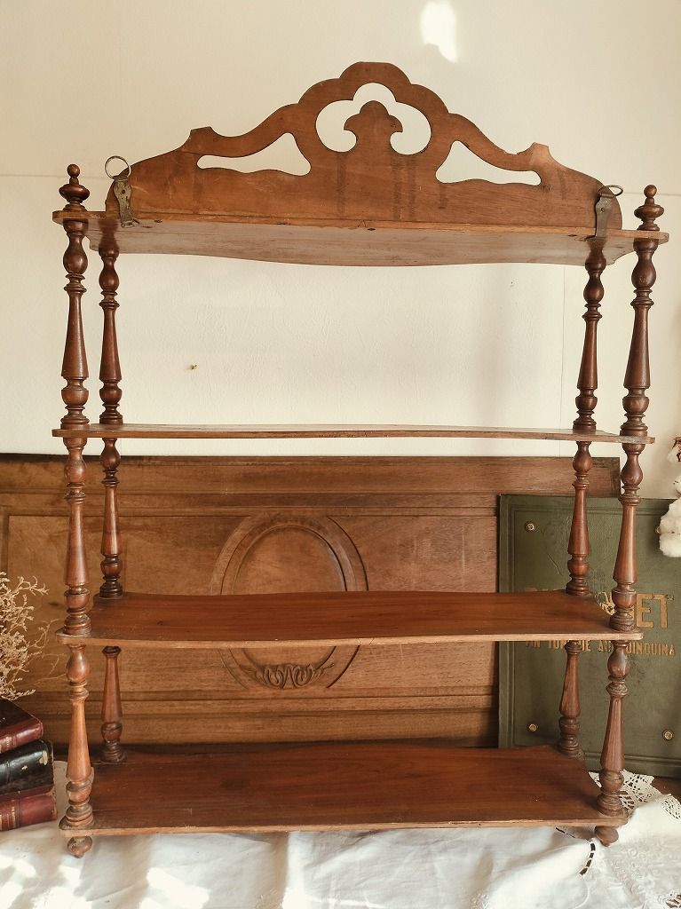 フランス アンティーク 装飾付き ディスプレイ 木製 壁掛け シェルフ 4