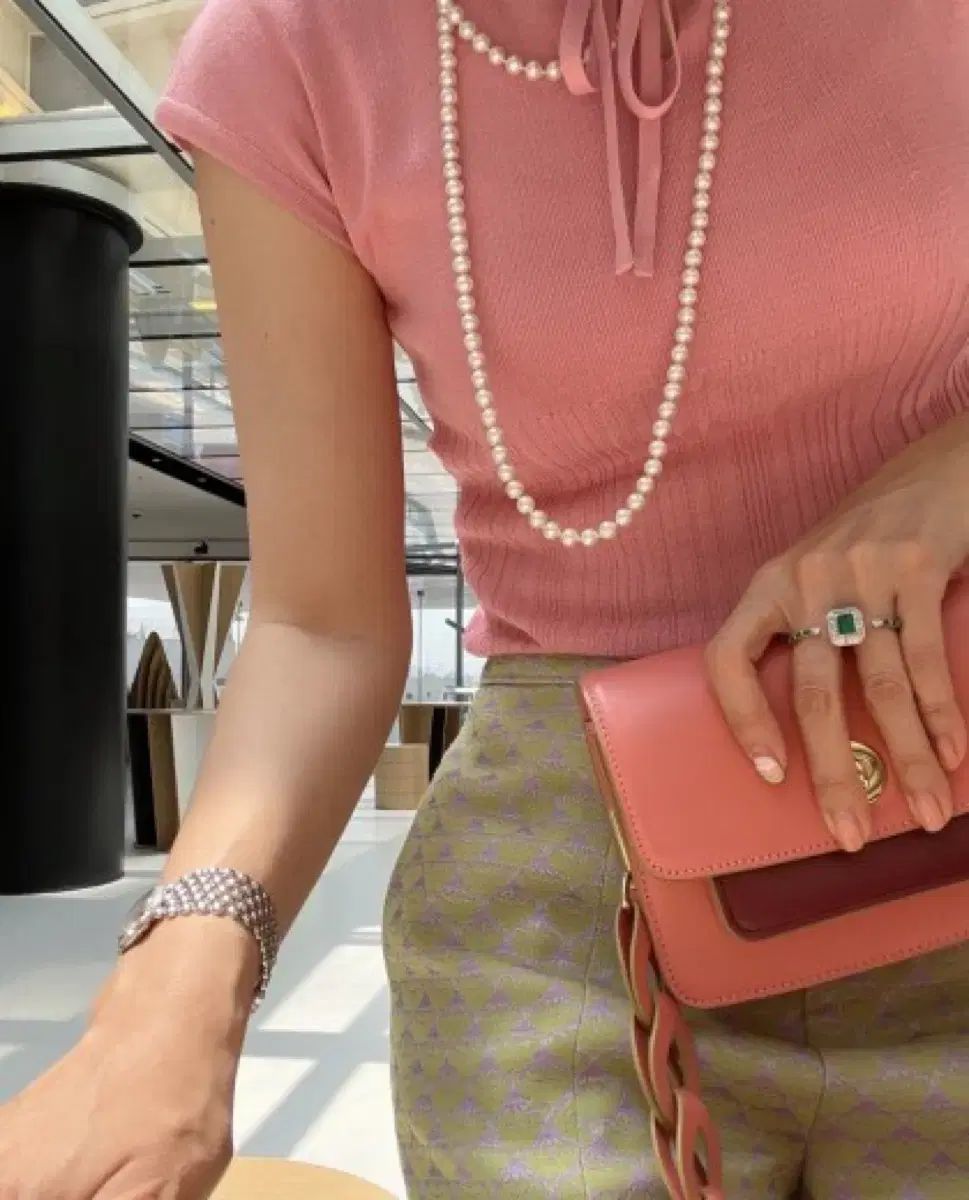 コスモポリタン 줄라이 イェジ(YEJI) リー 2サイズ 新品