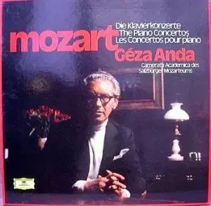 12 lp MOZART THE PIANO CONCERTOS