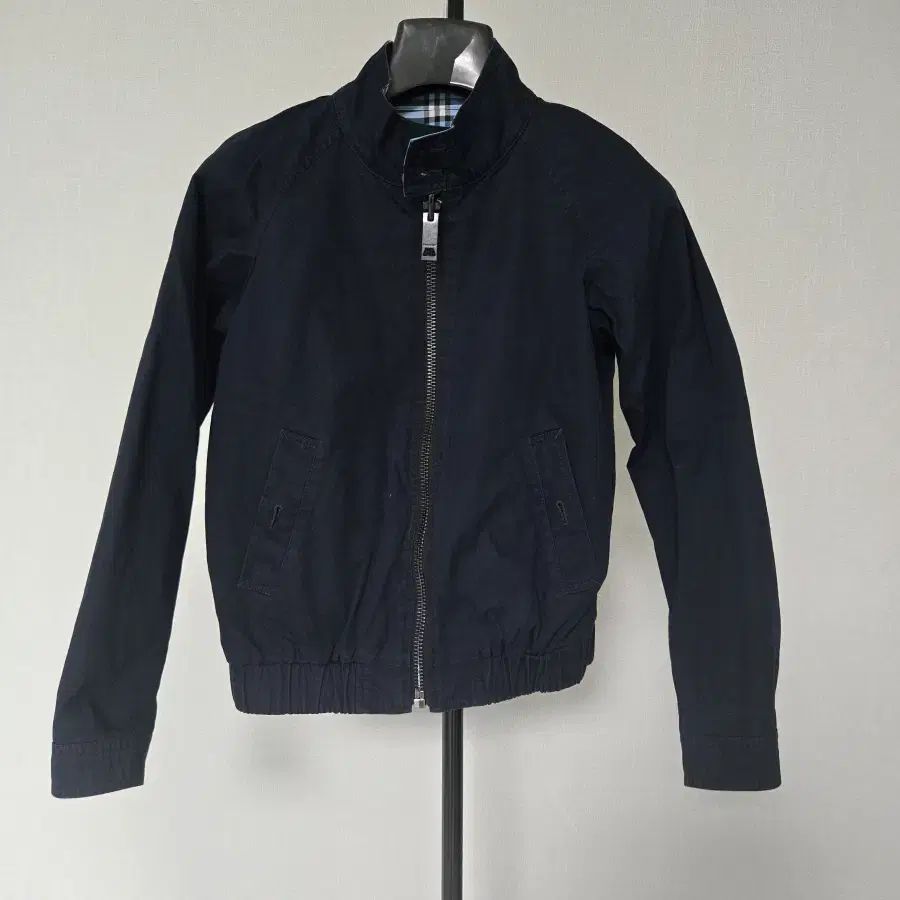 BURBERRY バーバリー リバーシブル 10歳 140号 コンバーチブル