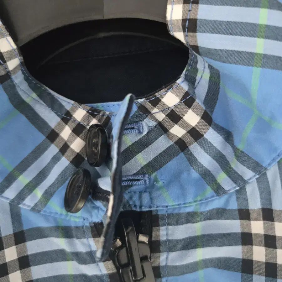 BURBERRY バーバリー リバーシブル 10歳 140号 コンバーチブル