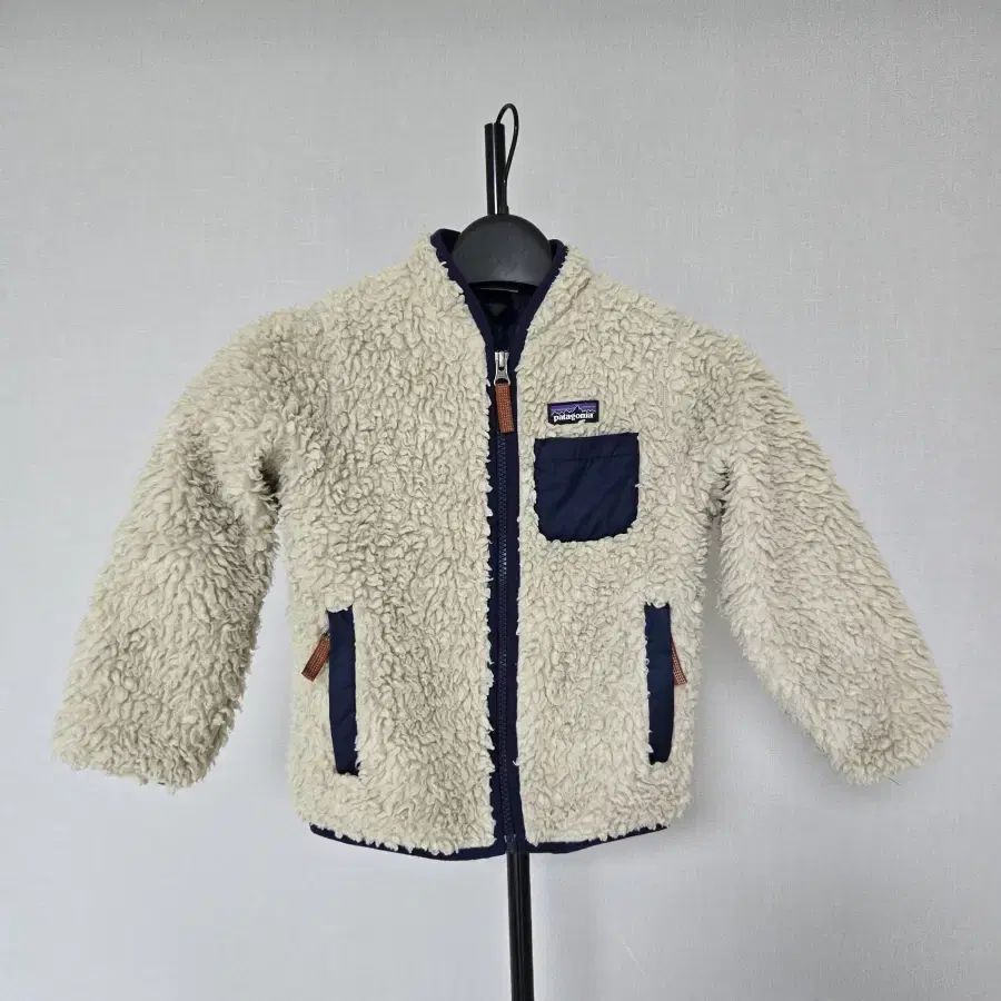 パタゴニア 4T 4歳 キッズ フリース ボア ジャケット C-アウター-229