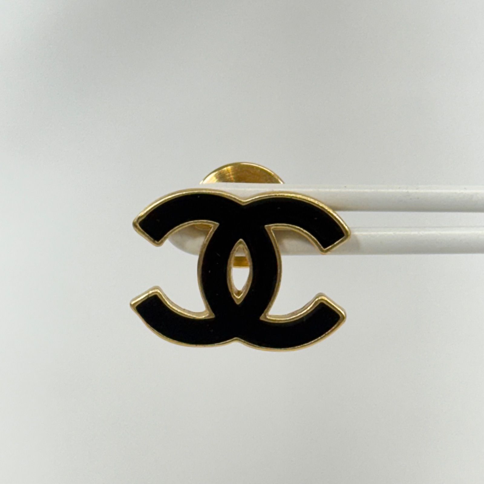 希少品・美品】CHANEL シャネル ココマーク エナメル ピン ブローチ