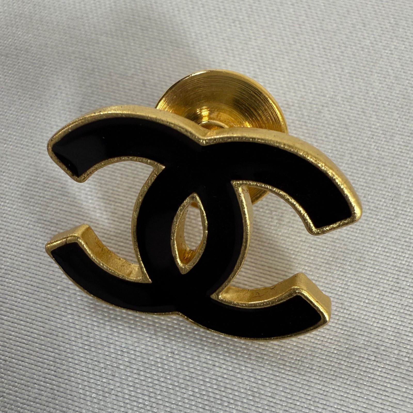 希少品・美品】CHANEL シャネル ココマーク エナメル ピン ブローチ