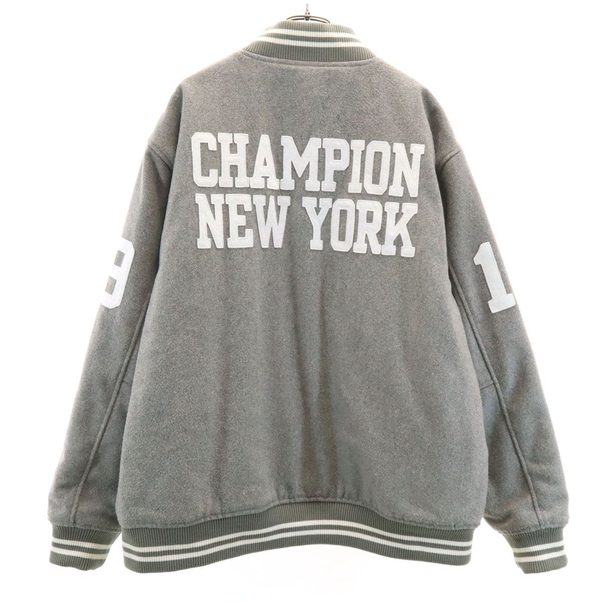 チャンピオンChampion スタジャン Mサイズ グレー Champion チャンピオン スタジャン XL グレー メンズ 古着 - メルカリ